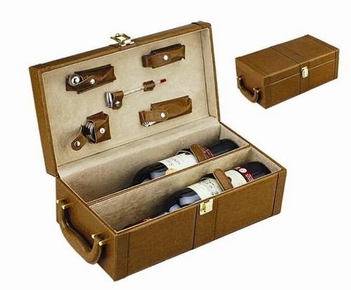 鼎正皮具酒盒 匠心工藝與店鋪美學